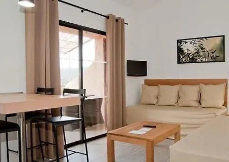 Les Hameaux De Santa Giulia リゾート 3*